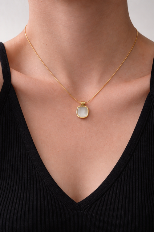 Cat's Eye Stone Necklace