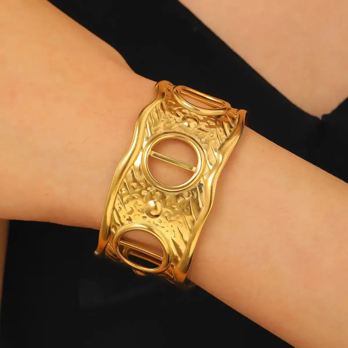 Romanian Golden Bangle