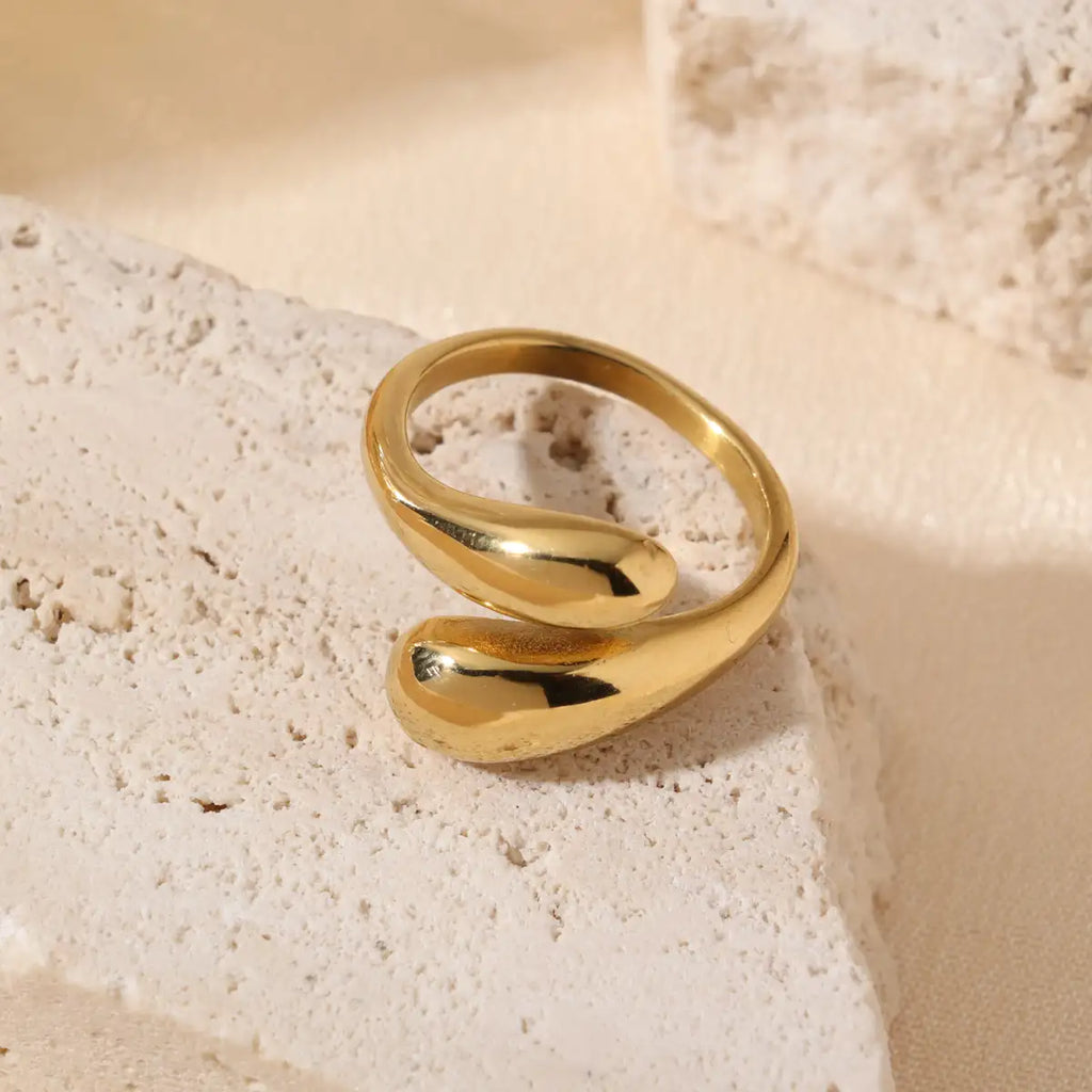 Water Drop Golden Ring