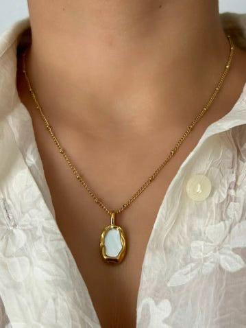 Irregular Shell Golden Necklace