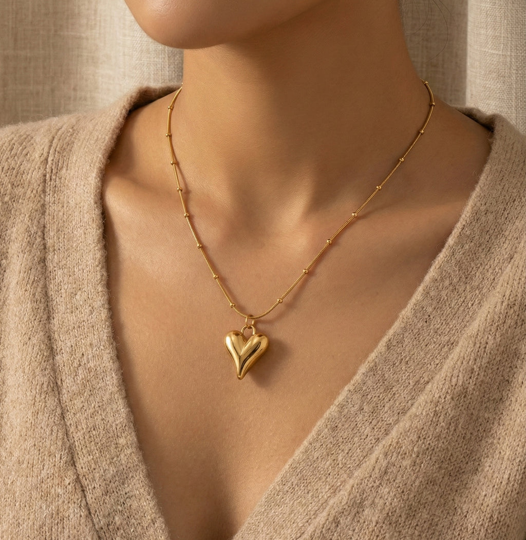 Gold Aphrodite Necklace
