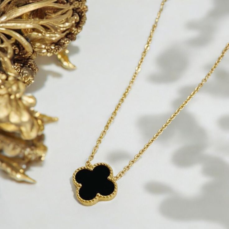 Single Van Cleef Necklace