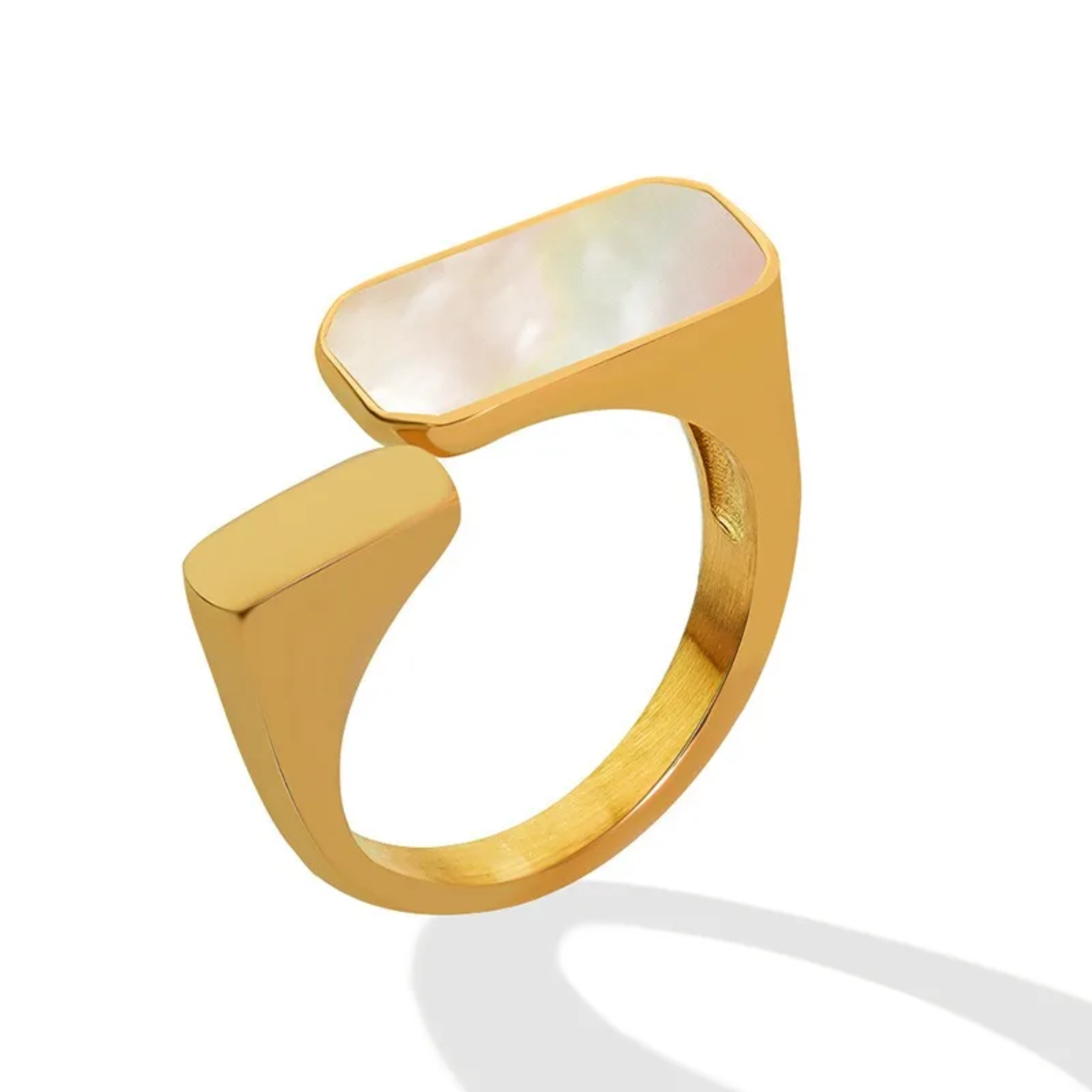 Exquisite Shel Ring