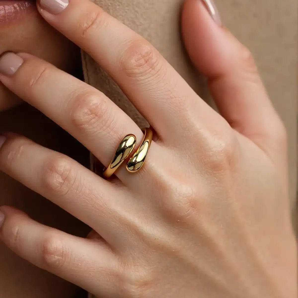 Water Drop Golden Ring