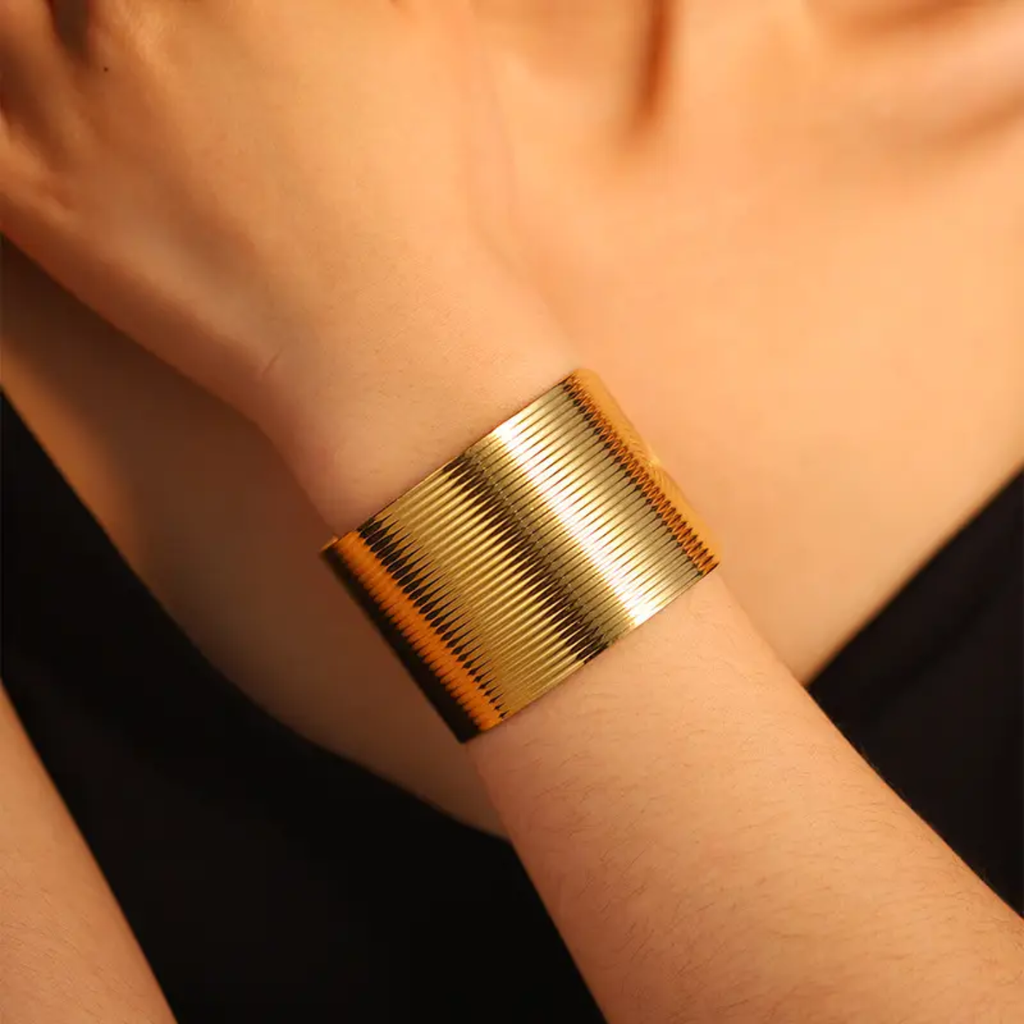 Plain Golden Bangle