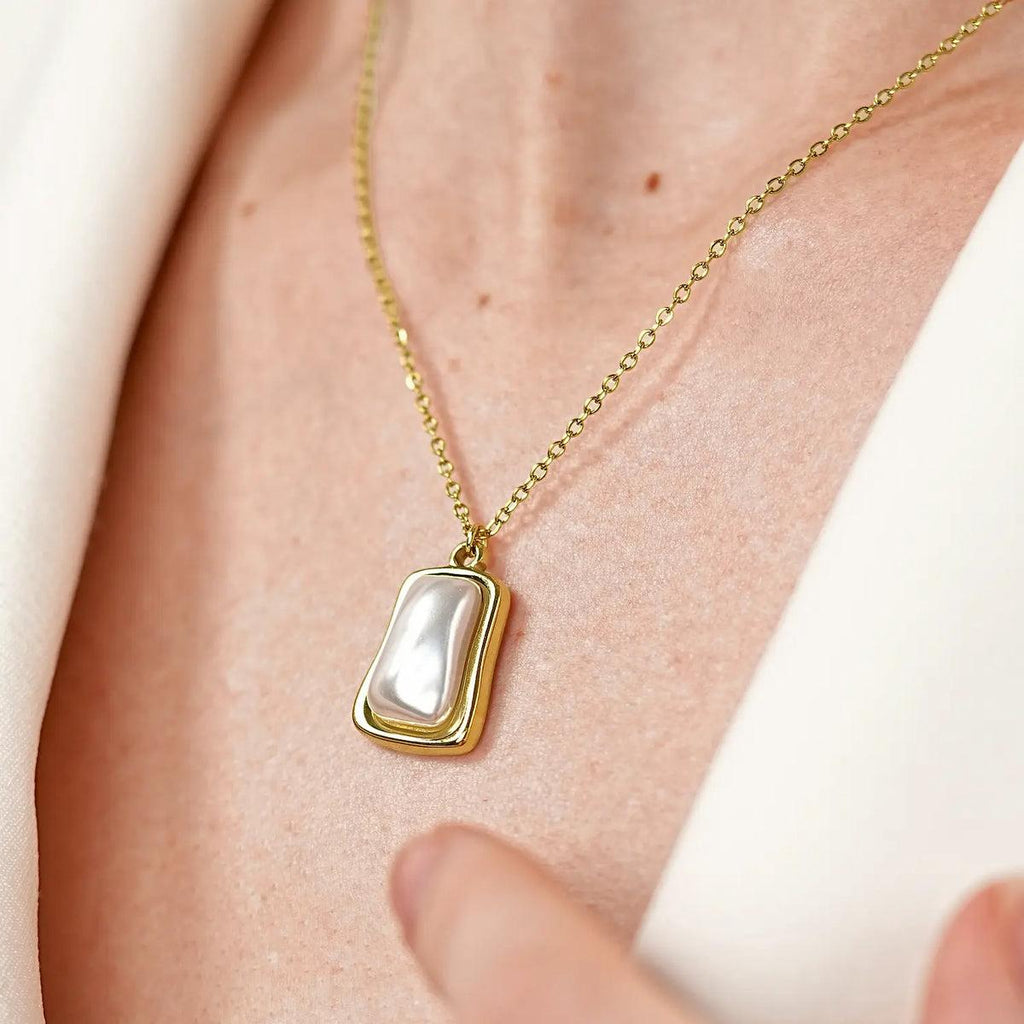 Trapezoid Pearl Golden Necklace