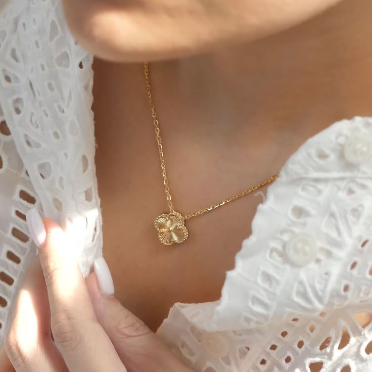 Single Van Cleef Necklace