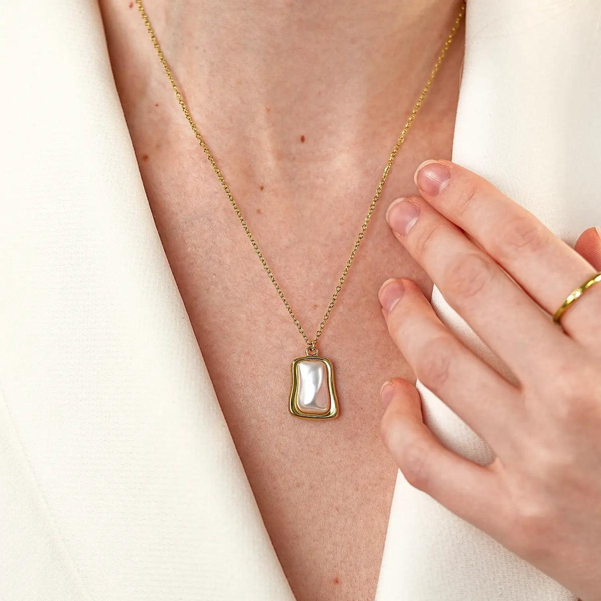 Trapezoid Pearl Golden Necklace