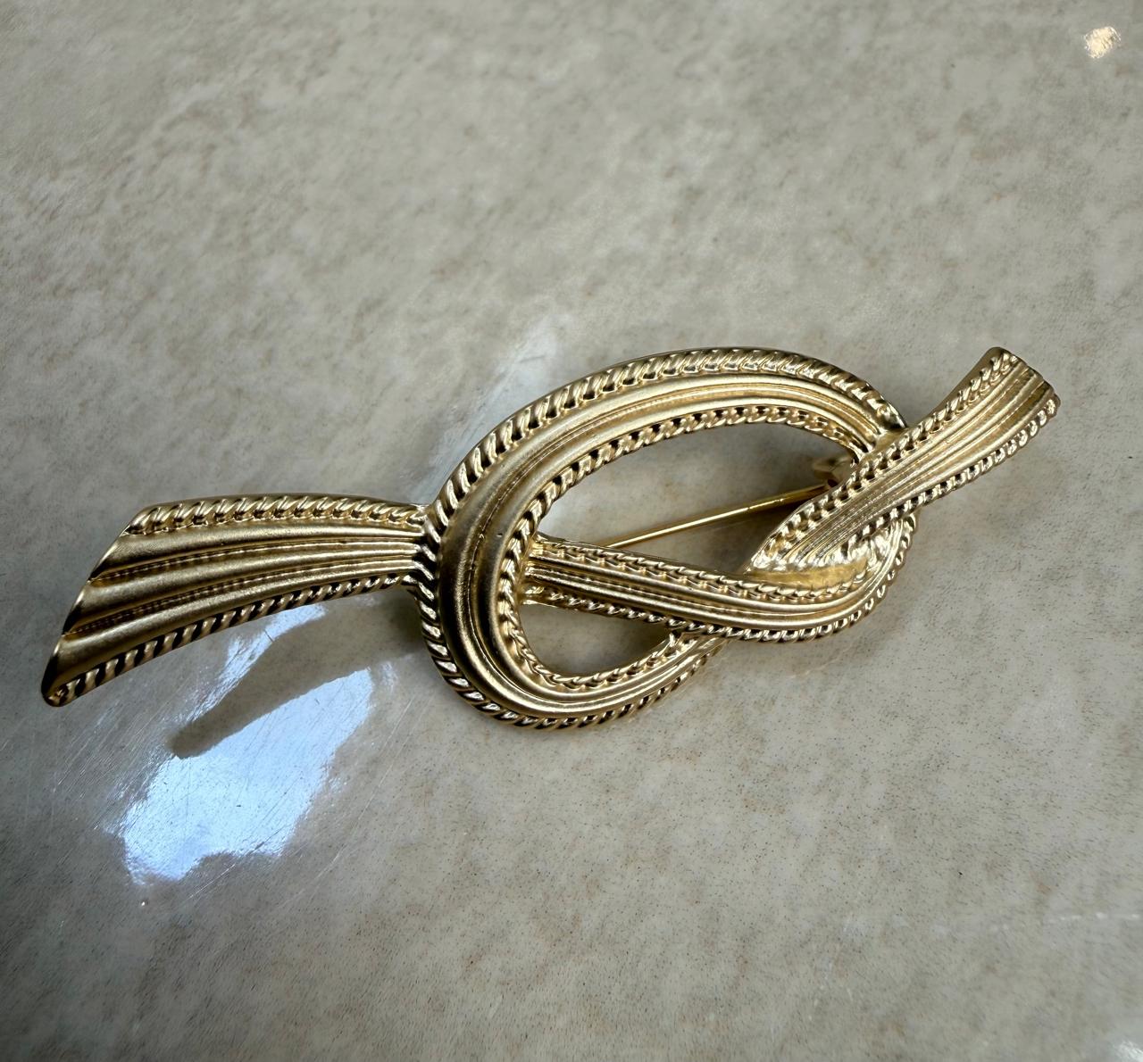 Heritage Ribbon Brooch