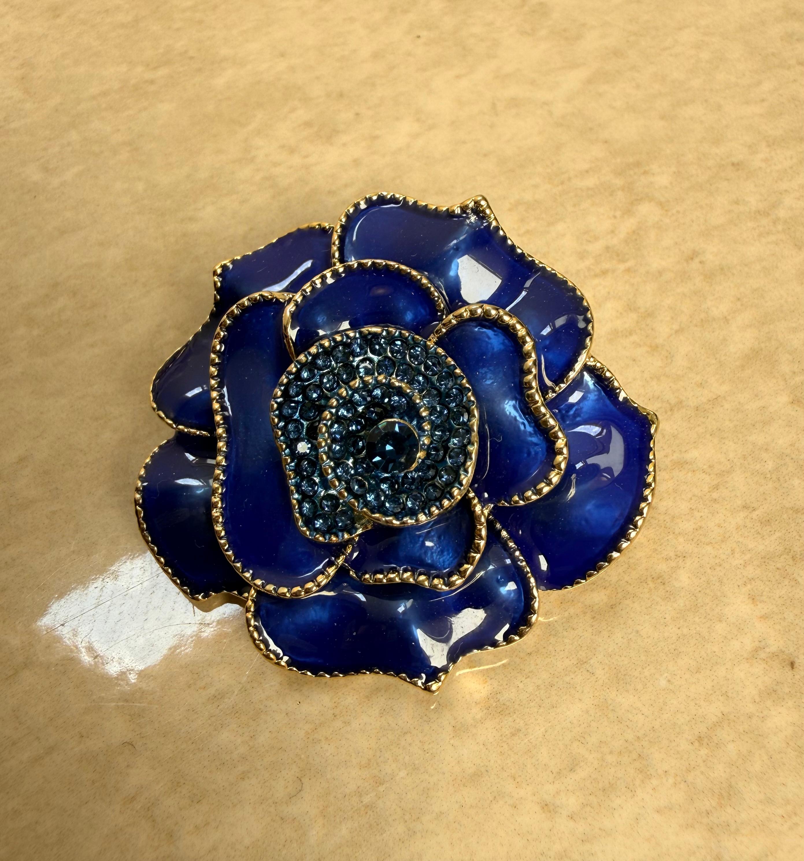 Midnight Enamel Flora