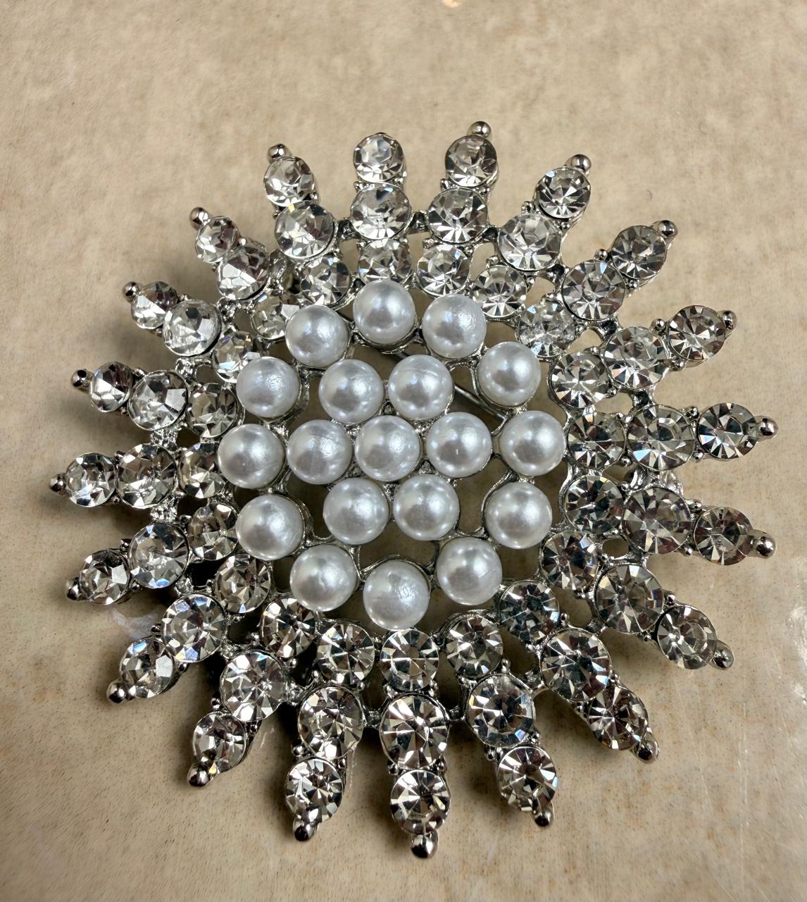 The Astraea Brooch