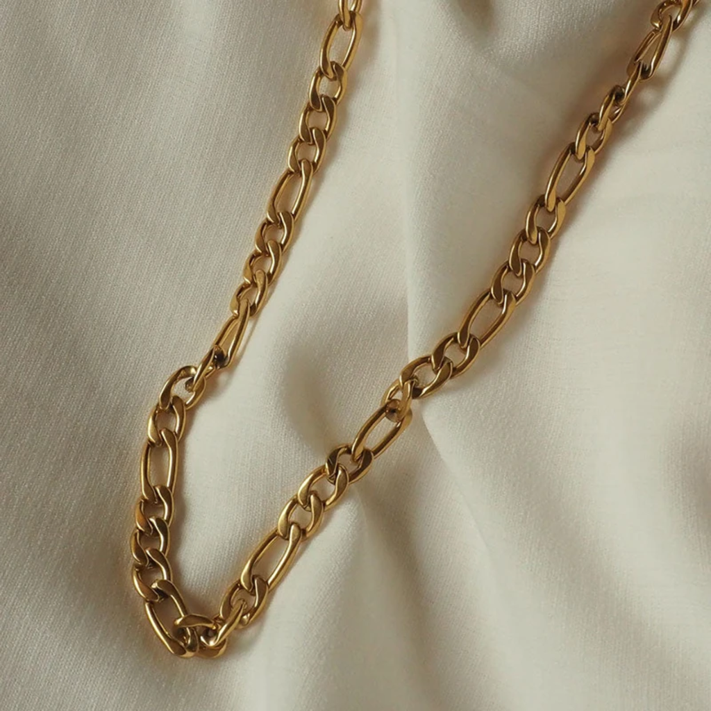 Figara Golden Necklace